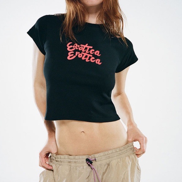 EXOTICA EROTICA TEE in Black - Picture 2 of 3